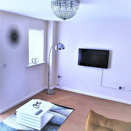 Salford Holiday Apartment Manchester Exterior photo